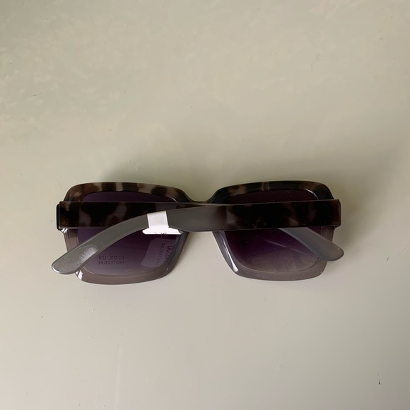 Ann Taylor winter square sunglasses main image 11